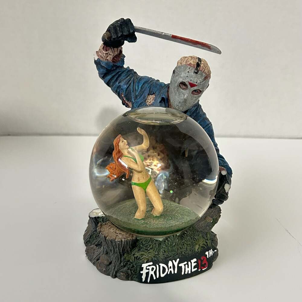 NECA 2003 Friday the 13th Jason Voorhees Horror Snow Globe
